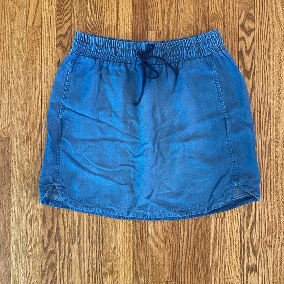 Splendid Chambray Skirt - Picture 2 of 3